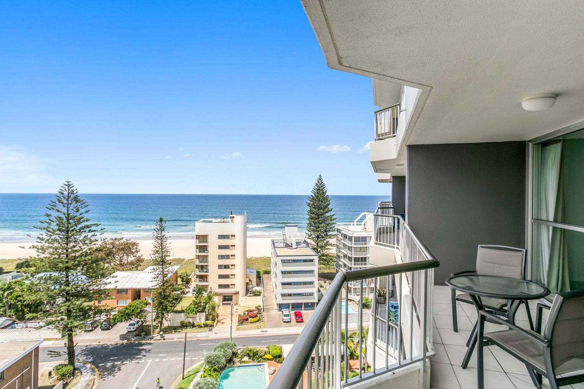 Surfers Beachside Holiday Apartments Гоулд Коуст Стая снимка